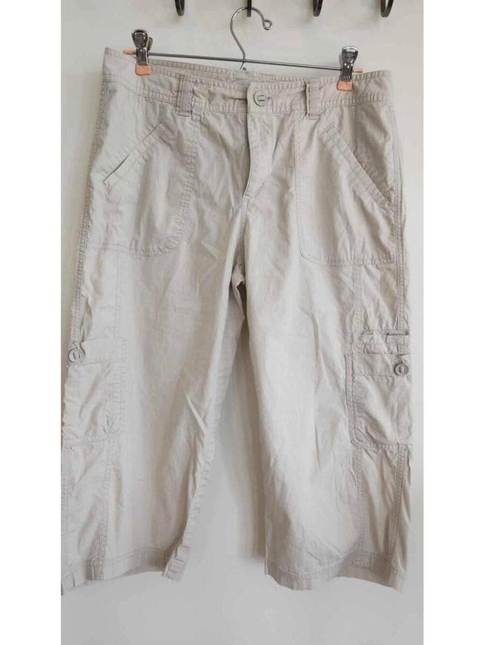 Woman's PANTS Sz. 8 Columbia Crop Cotton Pants with Pockets Perfect for hiking.